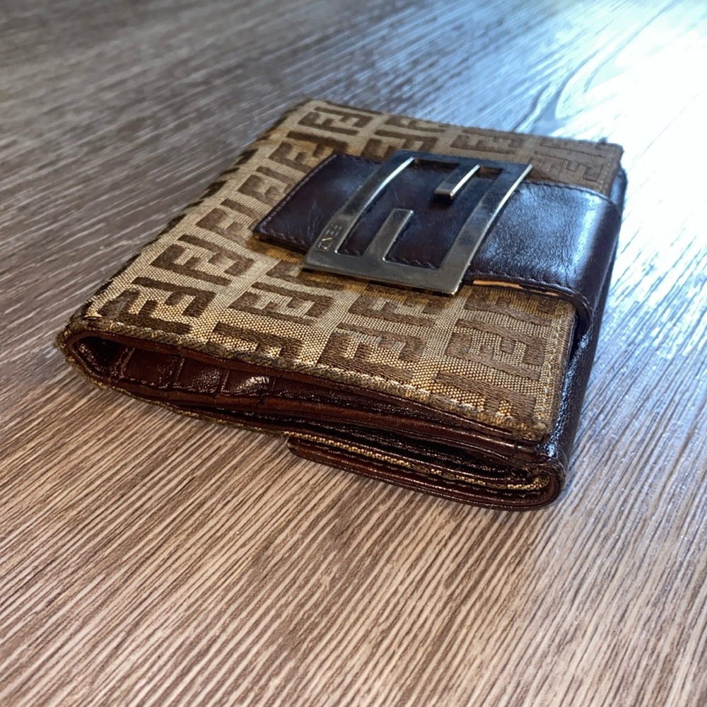 Fendi Brown Zucca Monogram Vintage Wallet - Picture 10 of 16